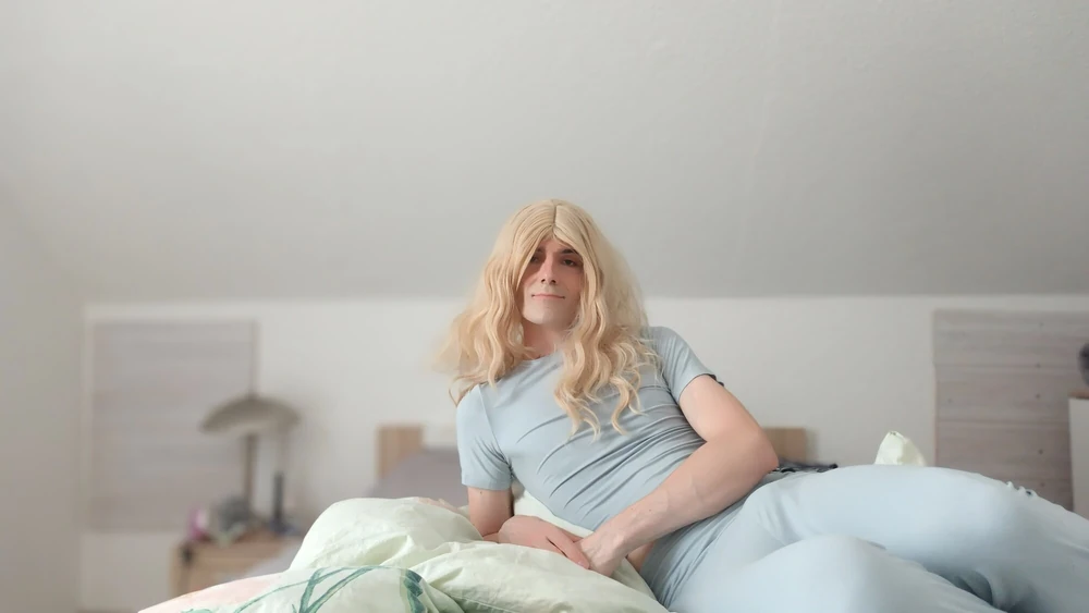 Melissa at home #3