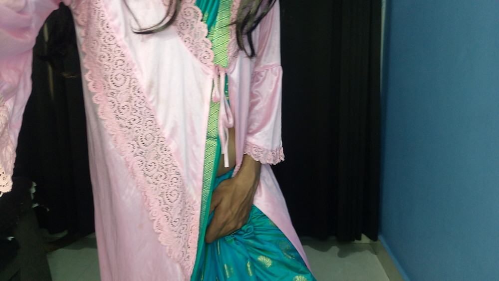 Indian stepmom sexy blou saree and peticot #16