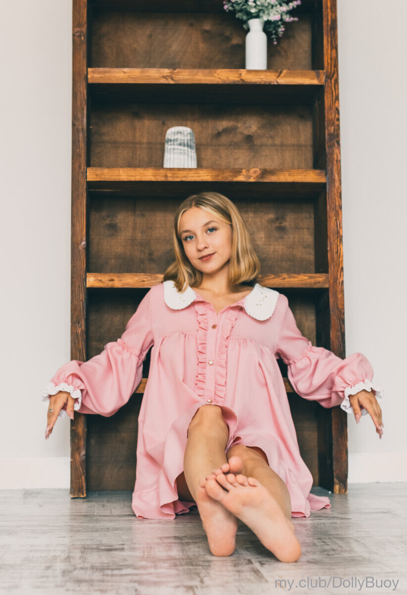 Ellie Dolly Free Photos #17