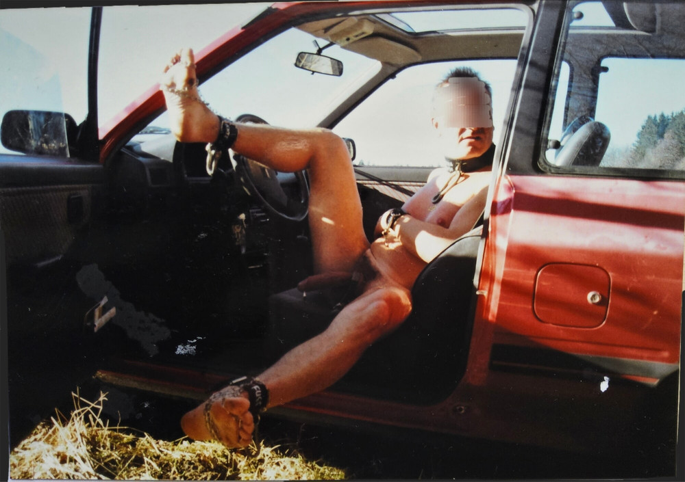 naked Guy Outdoor in his Car ( Chain Slave ) public Space! #7