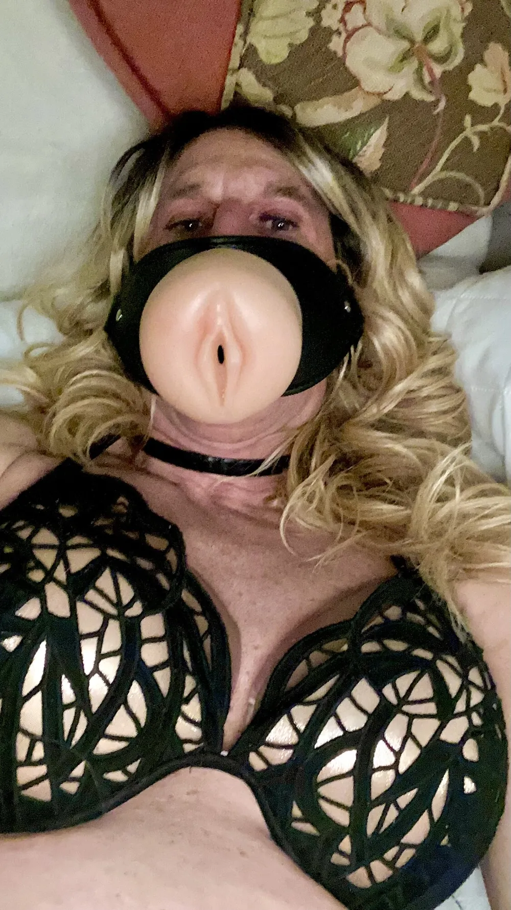 Blonde wearing a Pussy Gag to be Face Fucked