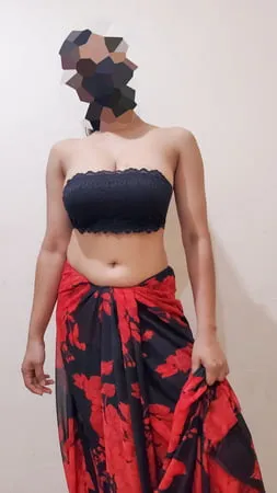 perfect body big boobs busty girl in a saree         