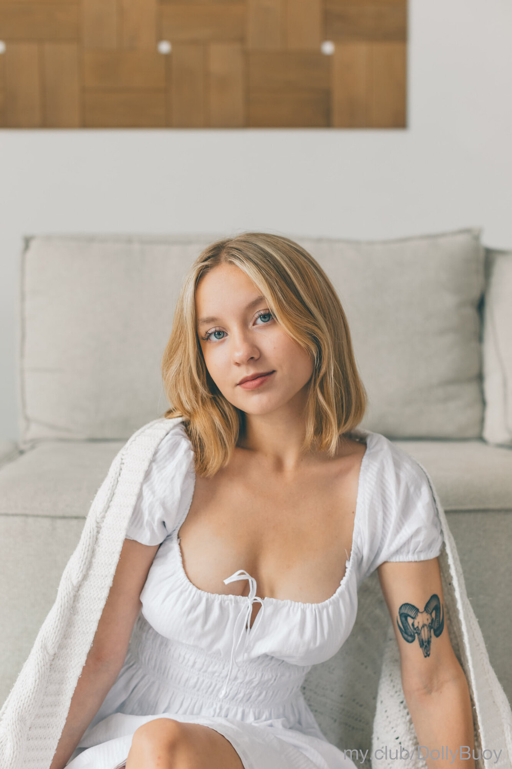 Ellie Dolly Free Photos #54
