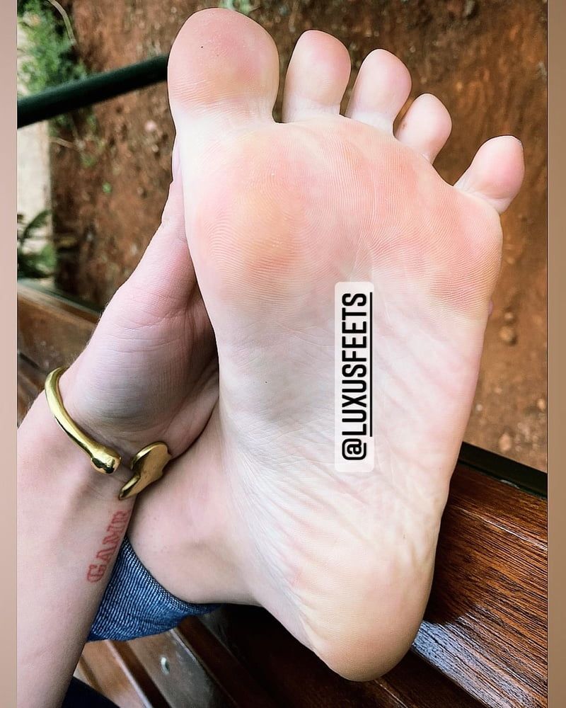 Fuesse Feet