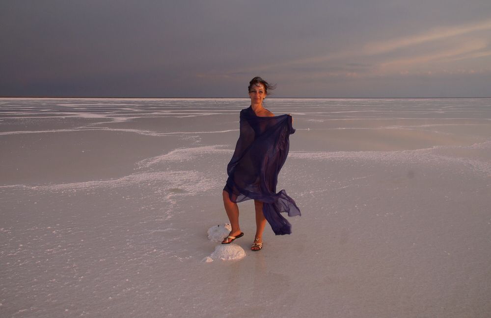 On Sunset-Light with DeepBlue Shawl on Salt- Lake #28