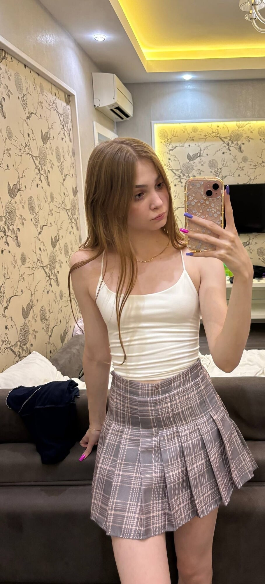 Elizabeth Free Photos