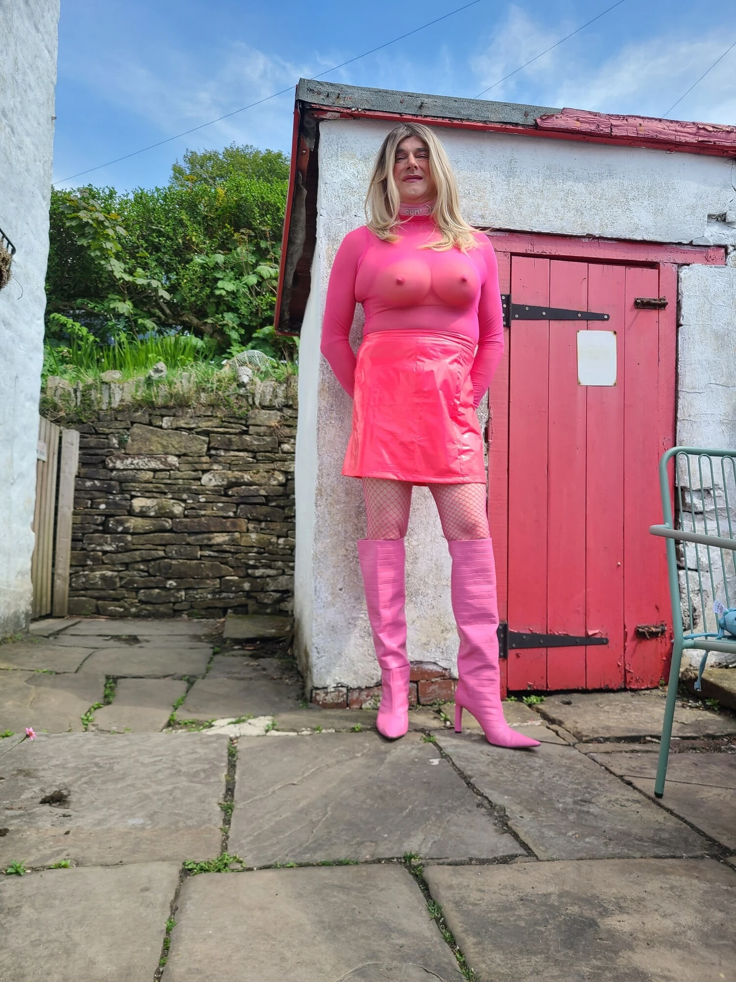 Sissy outdoors pretty in pink