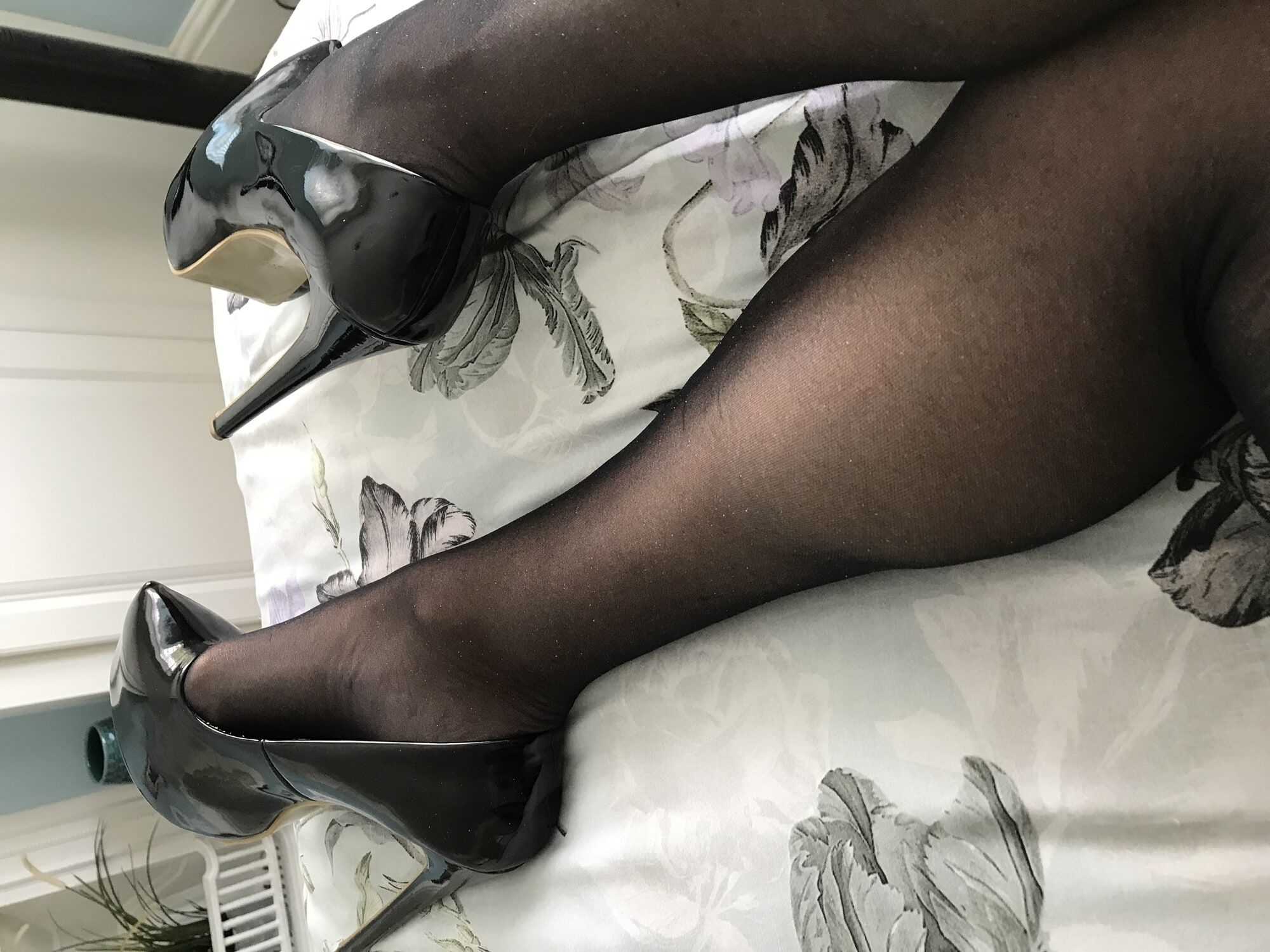 black tights & heels close-up #7