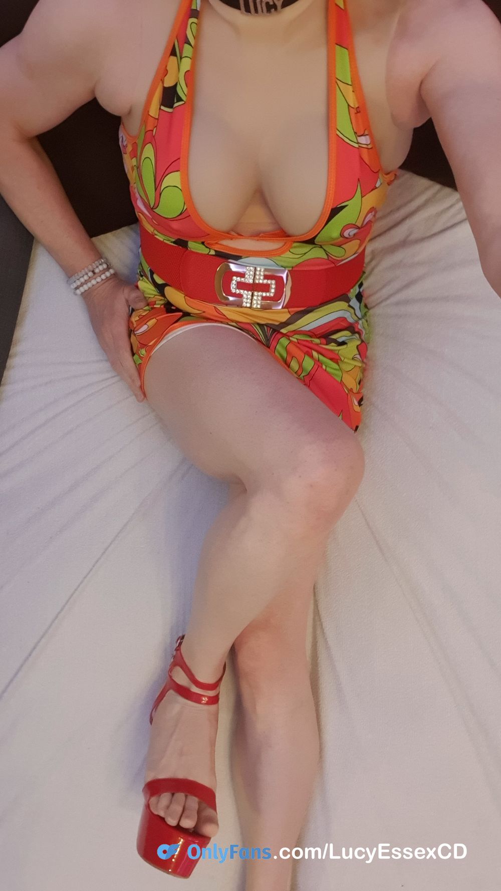 Sissy Lucy selfies in my flower power style summer dress #5