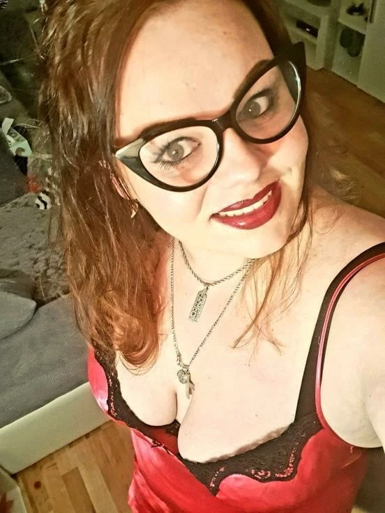 Onlyfans, no PPV, 1:1 Chat and a lot more #8