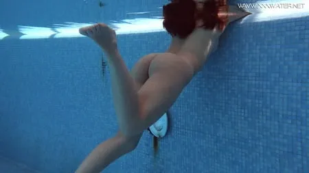 diana rius pt   underwatershow pool erotics         