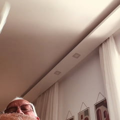 Cum bubbles and streams