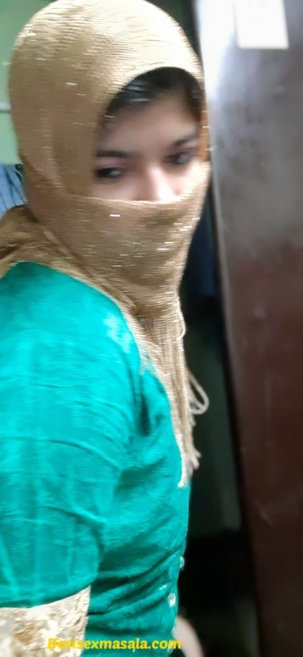 Hijab Muslim Aunty #60