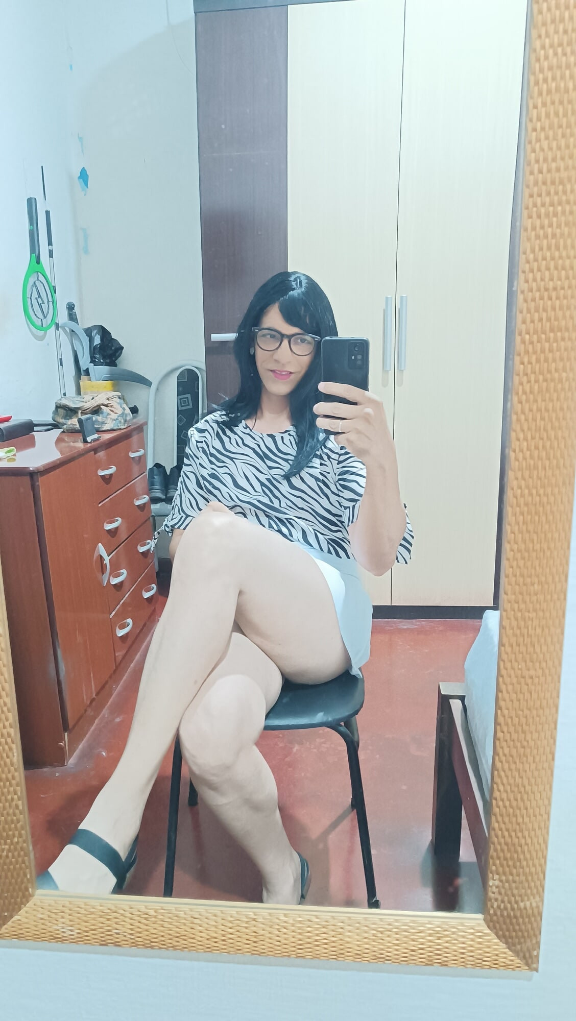 Cute Trans Vintage Dresser 