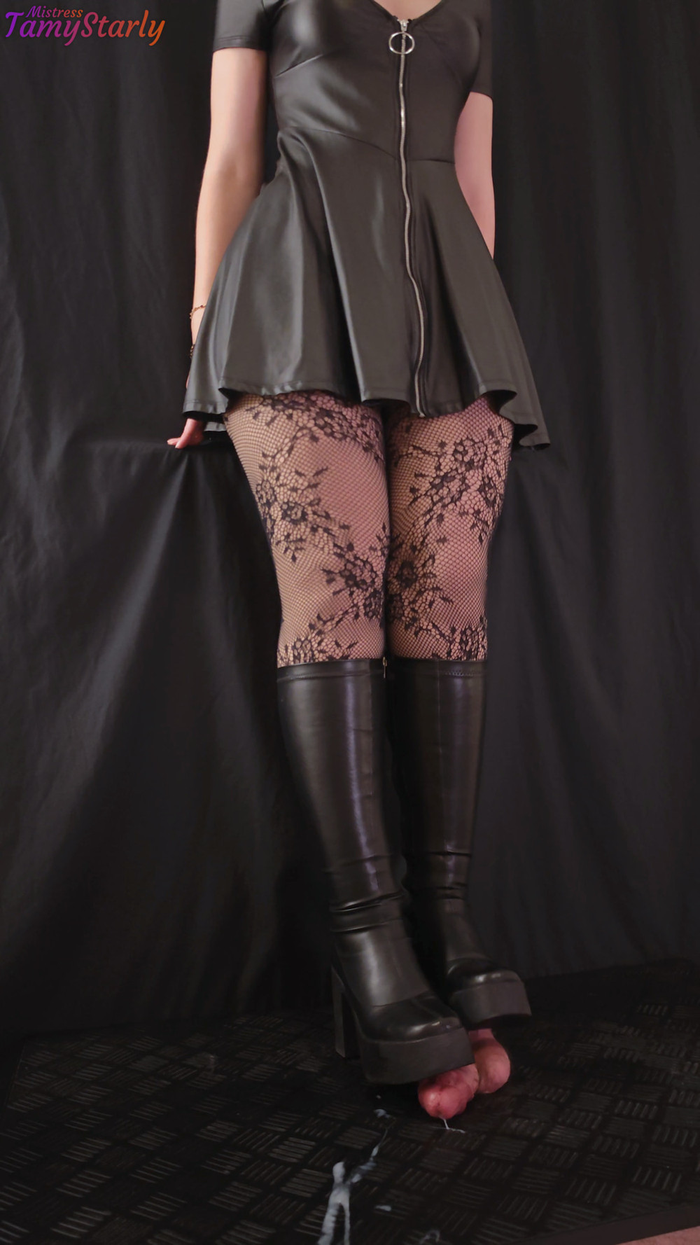 Quick Draining in Dirty LaModa Boots