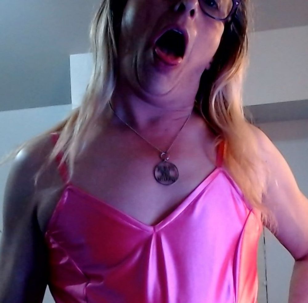 Sissy Slut Ashley Jolene Modeling A Few Necklaces  #10