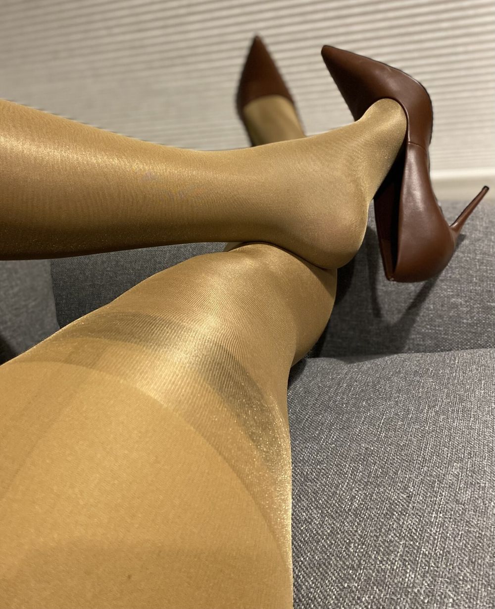 Shiny nylons  #10