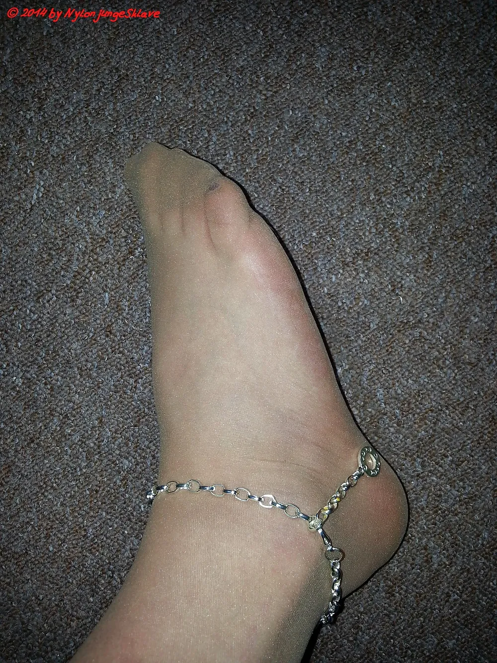 DevoteCindy77: Feet in Pantyhose #7