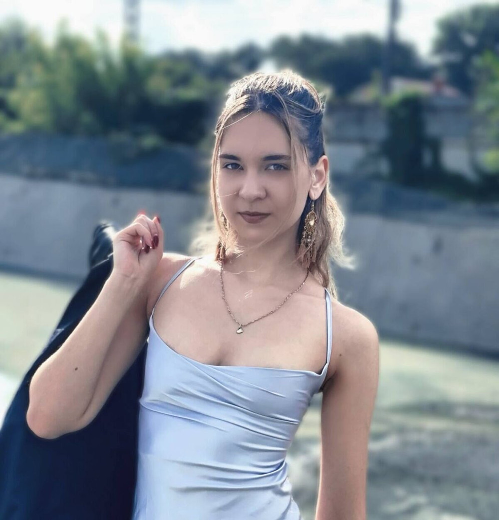 Cassandra Free Photos #27