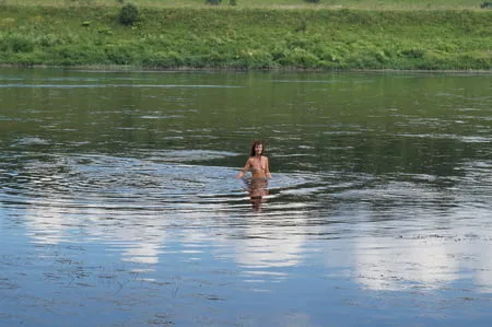 nude playing in volga river         