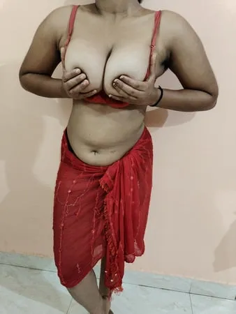 nude indian girl         