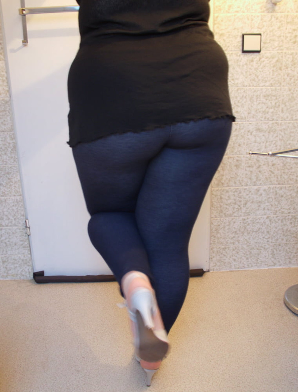 Big Ass Leggings Girl #7