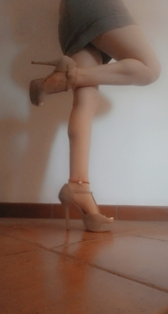 Sexy high heels and feet 💖 #13