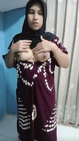 Jilbab bugil