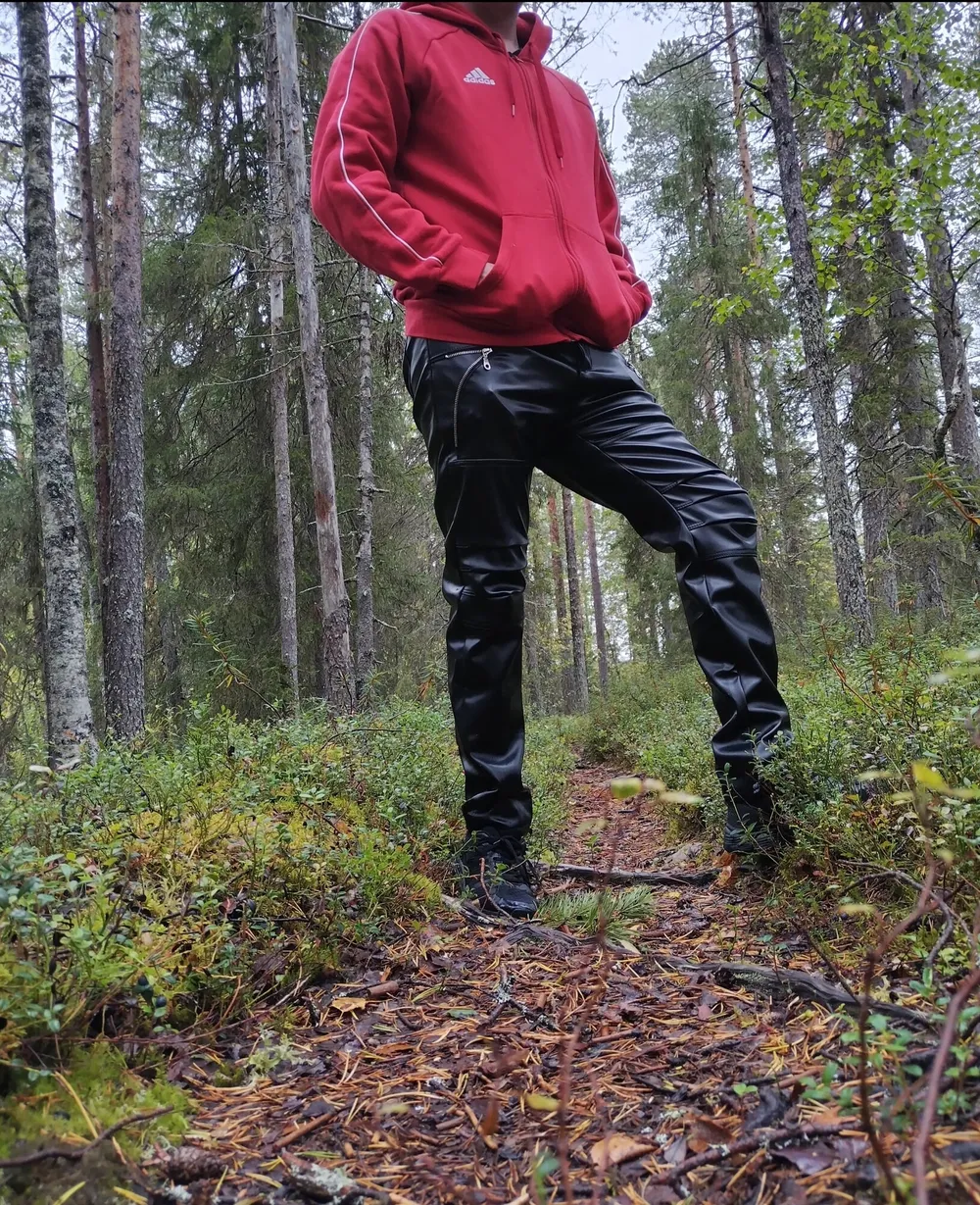 Leather in nature