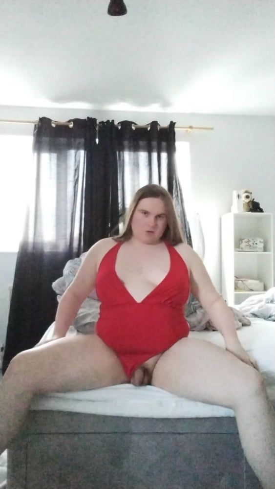 My enormous BBW curves in a sexy red singlet! #50