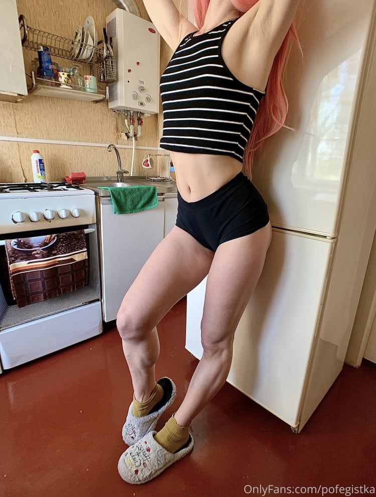 Fucked herself in the kitchen #2