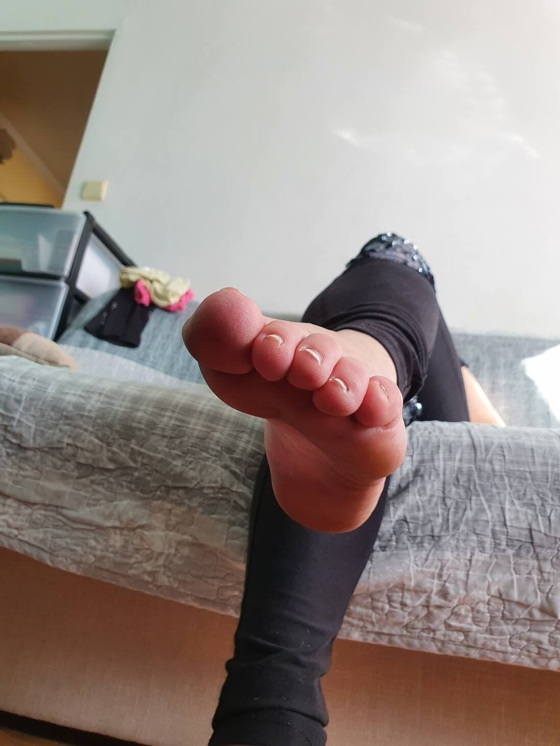Toes feet & sexy soles #8