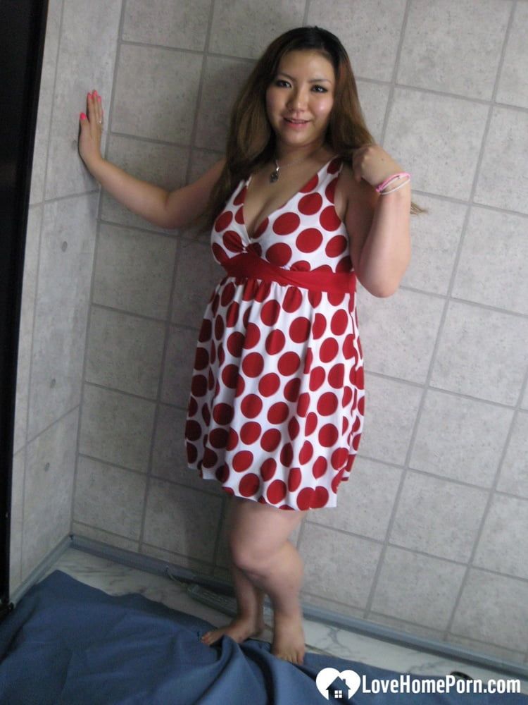 Chubby Asian shows off her hot curves #48
