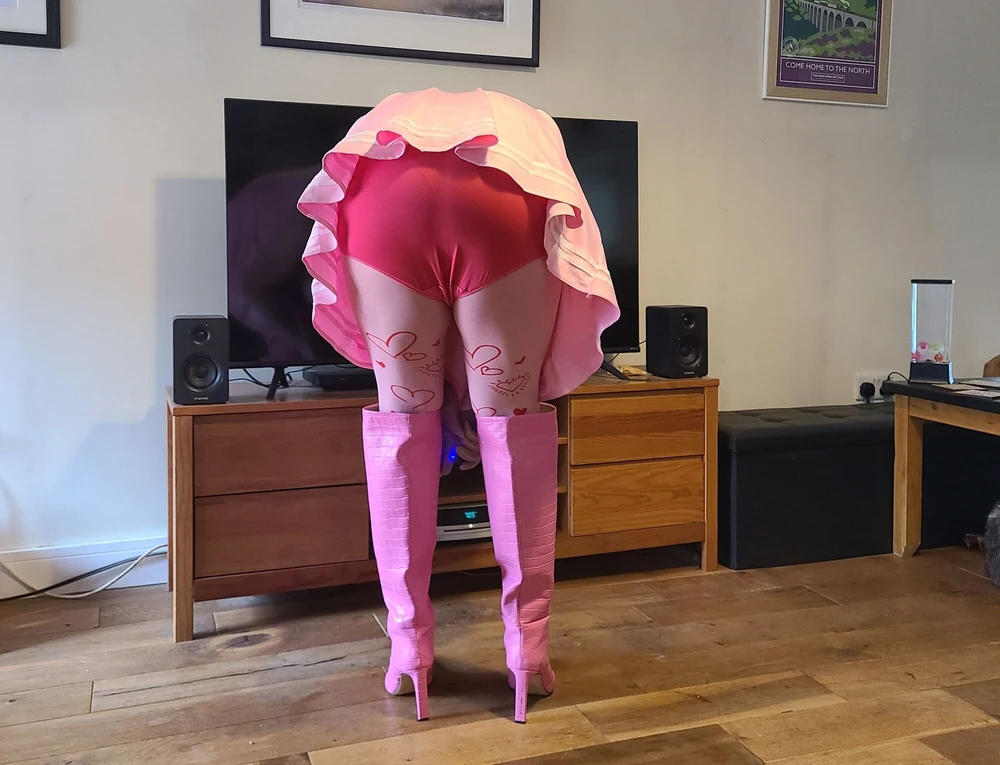 Pretty in pink sissy #4