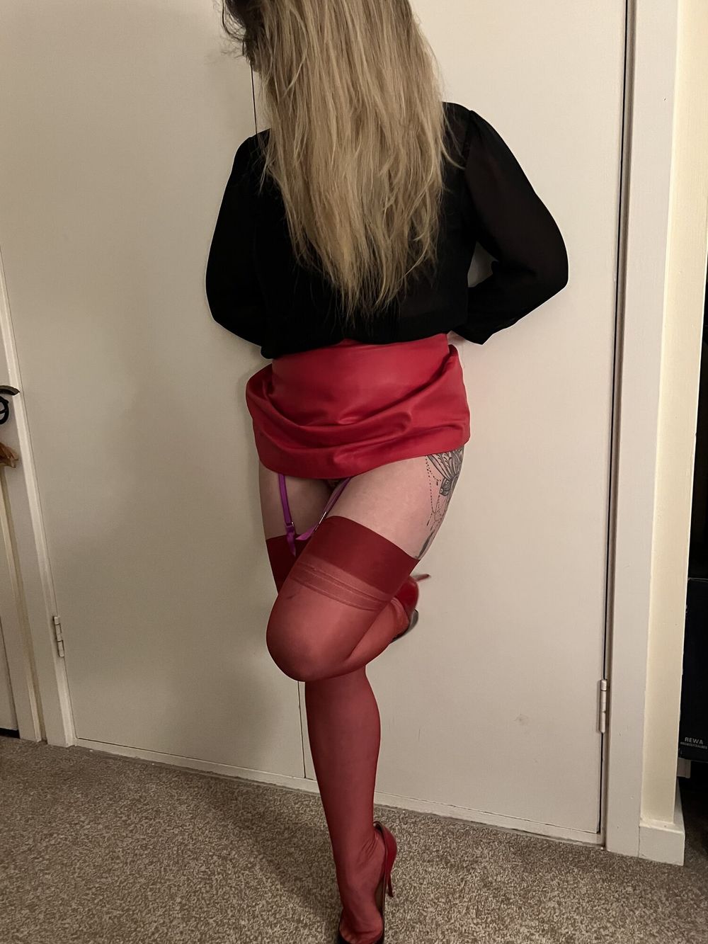 MILF dressed in stockings and skirt for night out #17