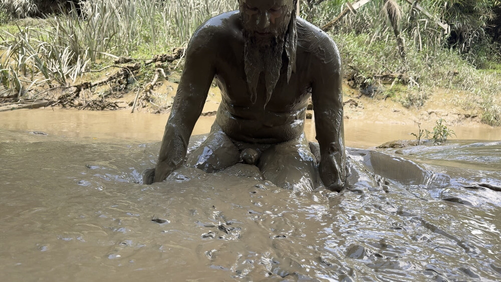 SHOT - MUD MOUTH #17