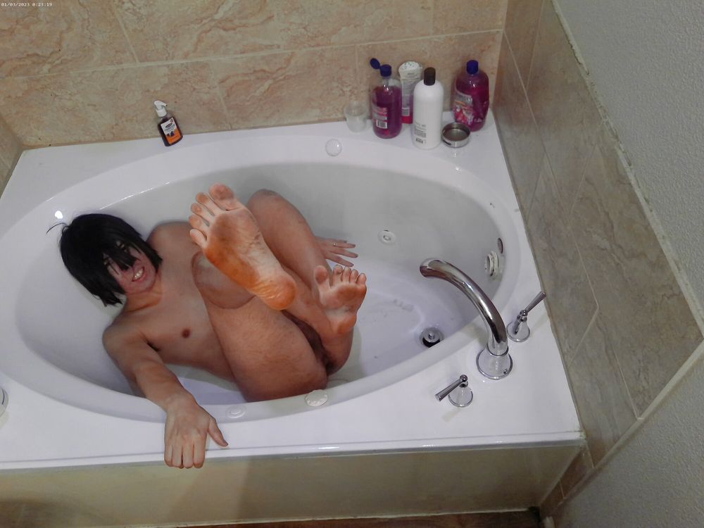 Kirito Bath Tub Photoshoot and Bath  #5