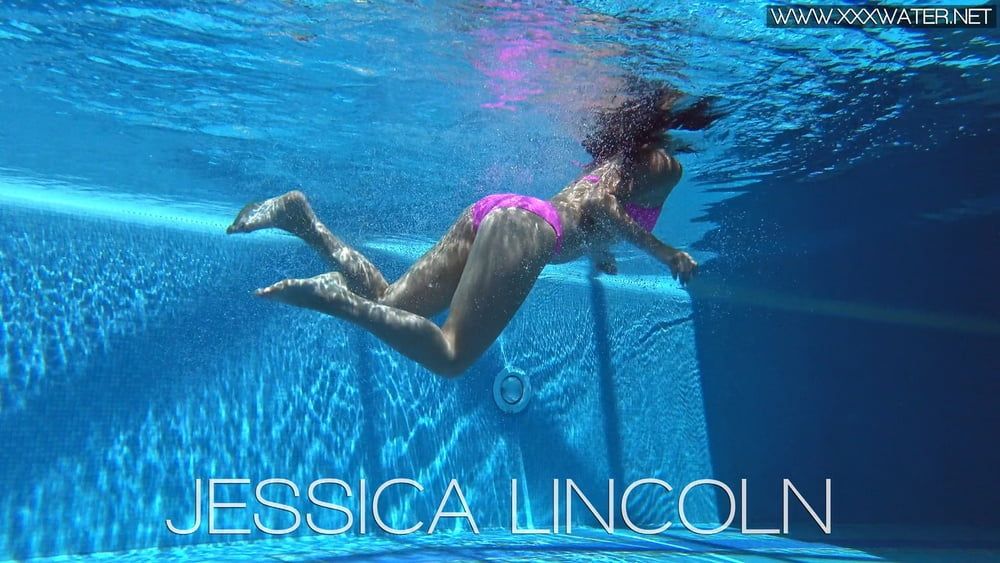 Jessica Lincoln Pt.1 UnderWaterShow #60