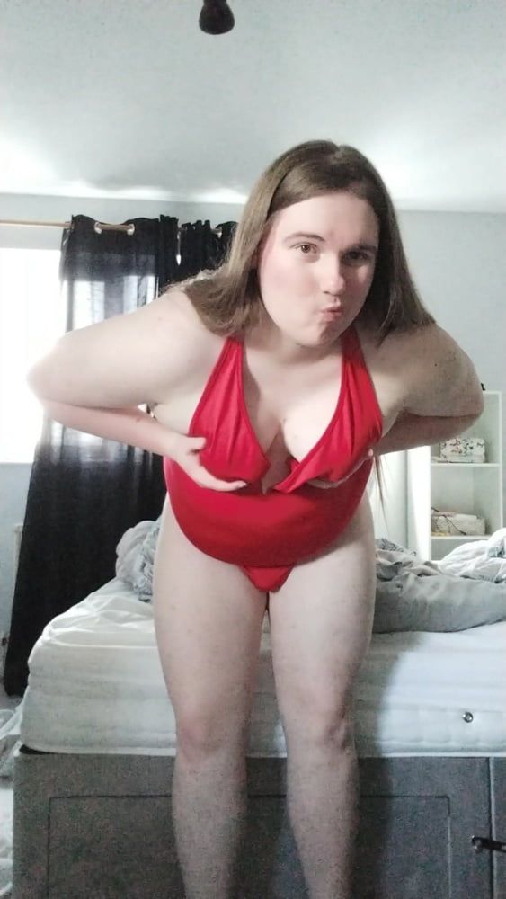 My enormous BBW curves in a sexy red singlet! #59