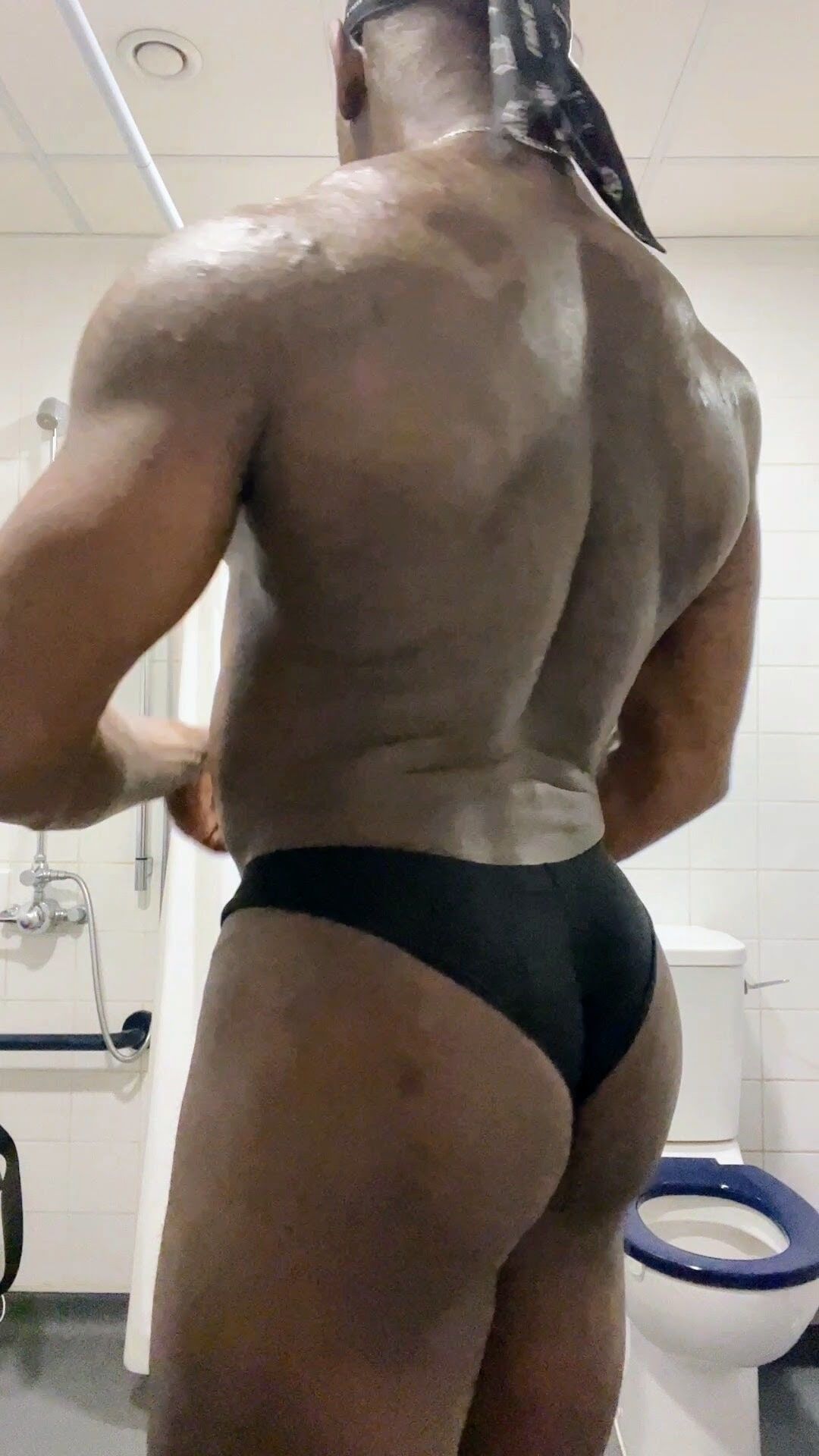  Muscle Butt Dad #11
