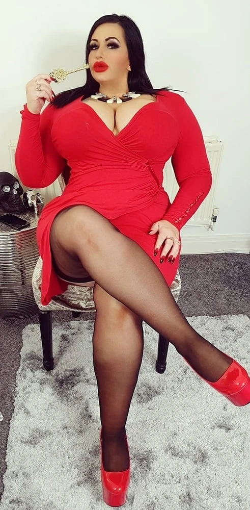 Homewrecking plumper cumslut milf gilf #18