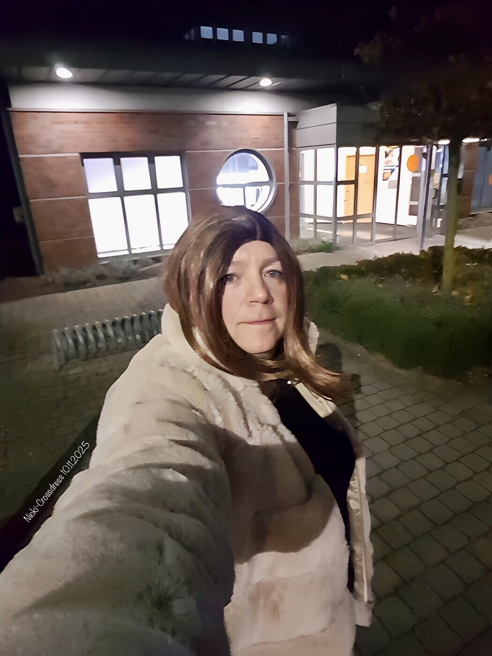 Nicki-Crossdress an evening Outdoor - sexy Outfit & Boots #3