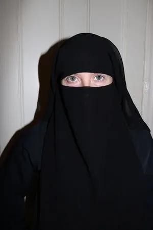 burqa niqab fishnet pantyhose         