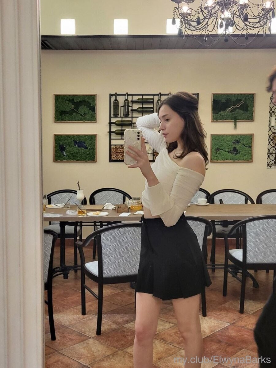 Alice Free Photos #9