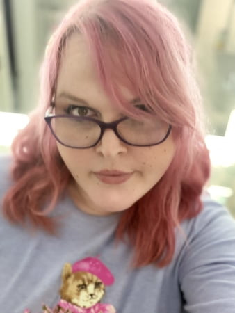 Some vanilla selfies while healing ❤️‍🩹!