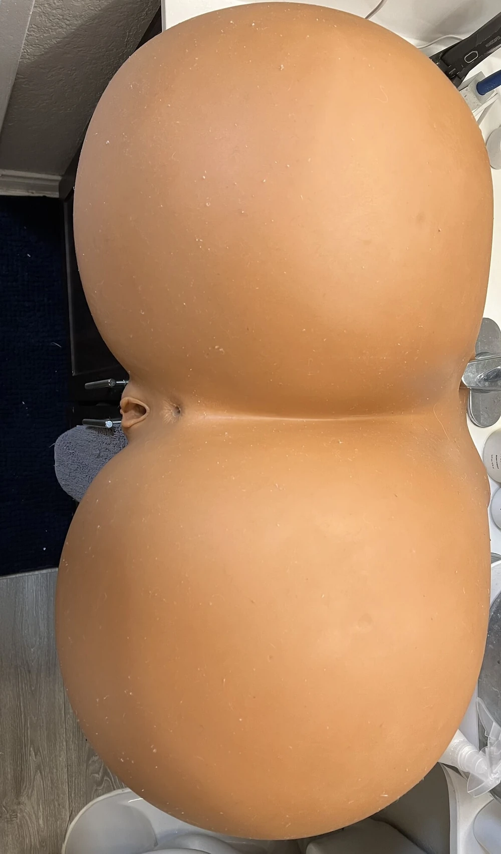 Showing Off the Immense Ass of the R3 CLM Sexdoll #2
