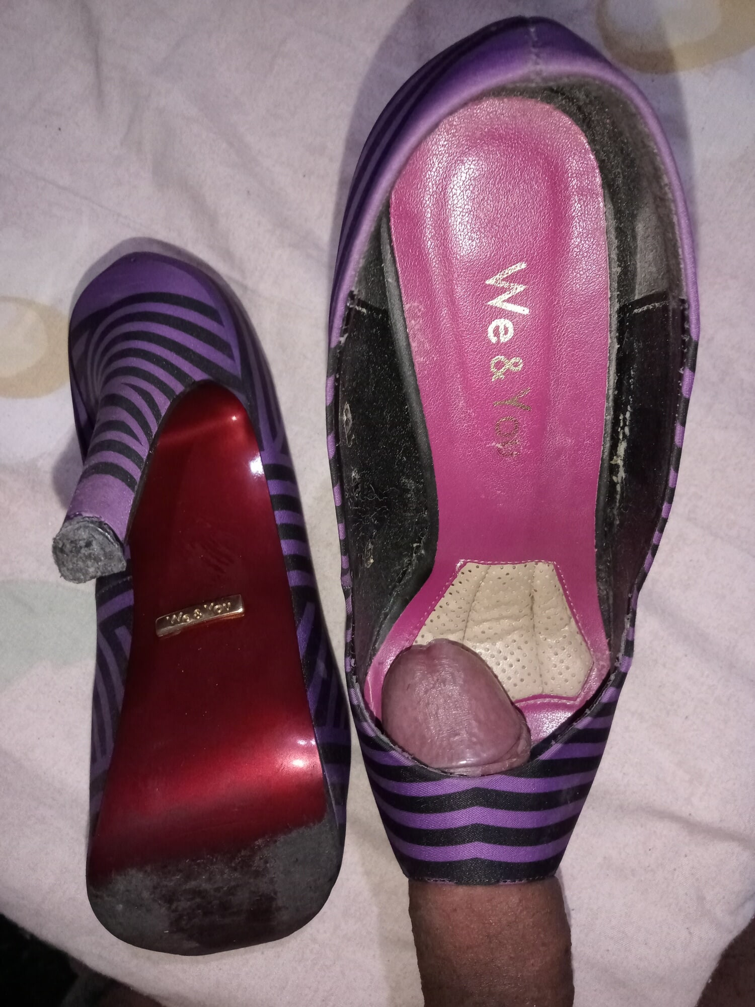 DELICIOSAS Y APRETADAS ZAPATILLAS MORADAS DE LA AMIGA MARII  #3