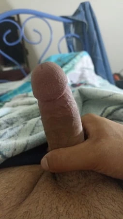 Biz porno tomosha qilamiz va bir-birimizni uramiz. Yalangoch kokrakli blondalarning fotosuratlari