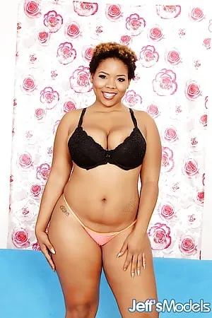 sexy and chubby ebony gabbie sin        