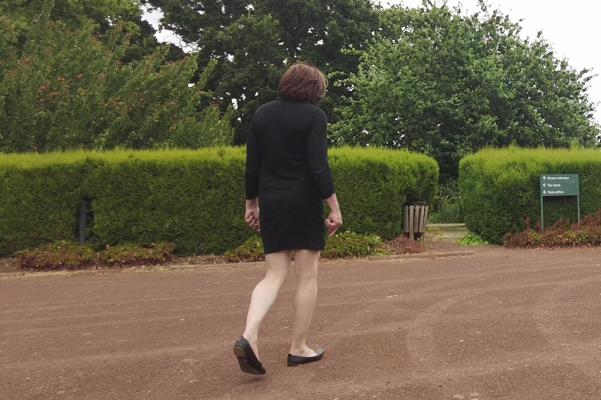 Crossdress Roadtrip - Tea House Stop #2
